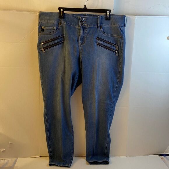 Torrid denim jeans size 20 stretch 40” waist zipper embellishments - Picture 1 of 7